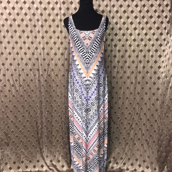 🛍️2/$20 Glamour multicolor maxi dress - Picture 1 of 7